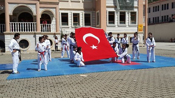 19 Mayıs Atatürk’ü Anma ve Gençlik ve Spor Bayramı İlçemizde Coşku İle Kutlandı