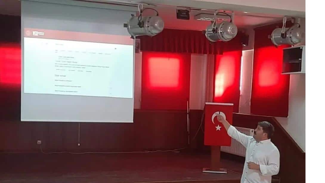 TÜRKİYE YÜZYILI MAARİF MODELİ ÖĞRETMEN EĞİTİM KURSU YAPILDI.